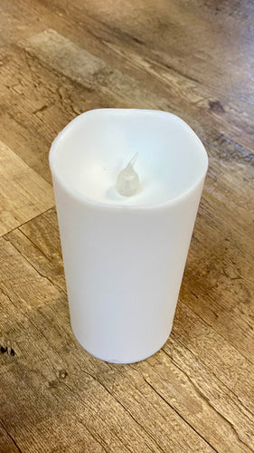 SMEG100-AF White Battery Operated Pillar Candle