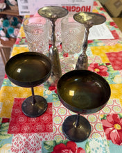Load image into Gallery viewer, SMEG100-AN Set of 2 Vintage Goblets