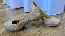 Load image into Gallery viewer, BEAN100-B Rhinestone Nude Heels. Size 7.5W