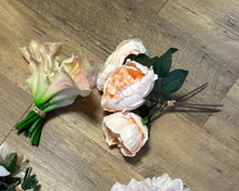 Load image into Gallery viewer, BENN100-G Loose Pink, Glittery Flowers