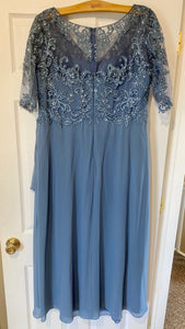 LOOK100- Slate Blue Gown. Size 18W