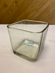 PLOW100-K Square Glass Vase