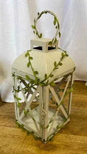 SHIM100-K Grey Lanterns w Ivy Ribbon