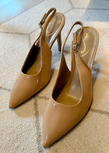 Load image into Gallery viewer, LYNN100-S Nude-Cream Pointed-Toe, Strappy Heels. Size 8
