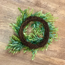 Load image into Gallery viewer, SHIM100-V Greenery Floral Wreath Ring