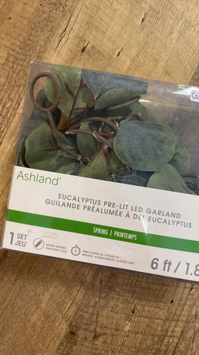 CASS100-U LED Eucalyptus Garland