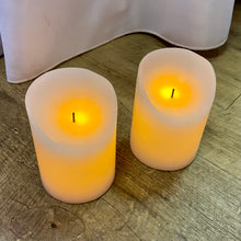 Load image into Gallery viewer, LIVI100-M Battery Operated Pillar Candles