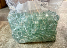 Load image into Gallery viewer, WILSON-K Clear Vase Filler