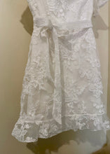 Load image into Gallery viewer, GOWN100-AC White Lace, Short Dress. Size S