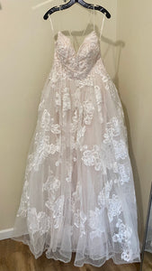 JASP100-F Ivory Floral Ball Gown w/ Train. Size 14