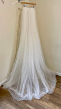 Load image into Gallery viewer, LEME100-C Ivory Nude Gown with Lace Sleeves. Size 10