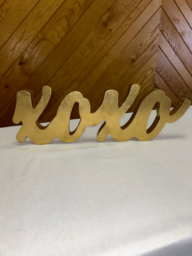 KOPI100-A Gold ‘XOXO’ Sign