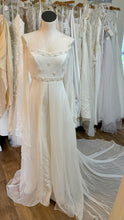 Load image into Gallery viewer, DEVLIN-A Off-The-Shoulder Ivory Gown. Size 6/8