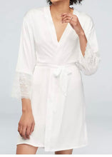 Load image into Gallery viewer, PROS100-O White Satin “Bride” Robe. Size OS
