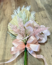 Load image into Gallery viewer, SLONAC-A Palm Leaf &amp; Pampas Chair Hangers
