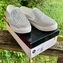 Load image into Gallery viewer, PROS100-N White Rhinestone Slip-On Sneakers. Size 5.5