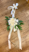 Load image into Gallery viewer, BURT100-E Ivory Floral Pew/Chair Bows