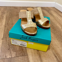 Load image into Gallery viewer, WILS300-F Platinum Gold Wedges. Size 8M