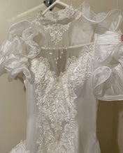 Load image into Gallery viewer, STON100-A Vintage Ballgown. Size 2/4