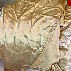 MCAN100-B 120” Round Gold, Satin Tablecloth
