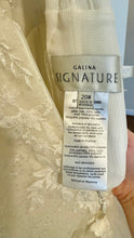 Load image into Gallery viewer, DEET- Ivory Plunge, A-Line Gown With Belt. Size 20W
