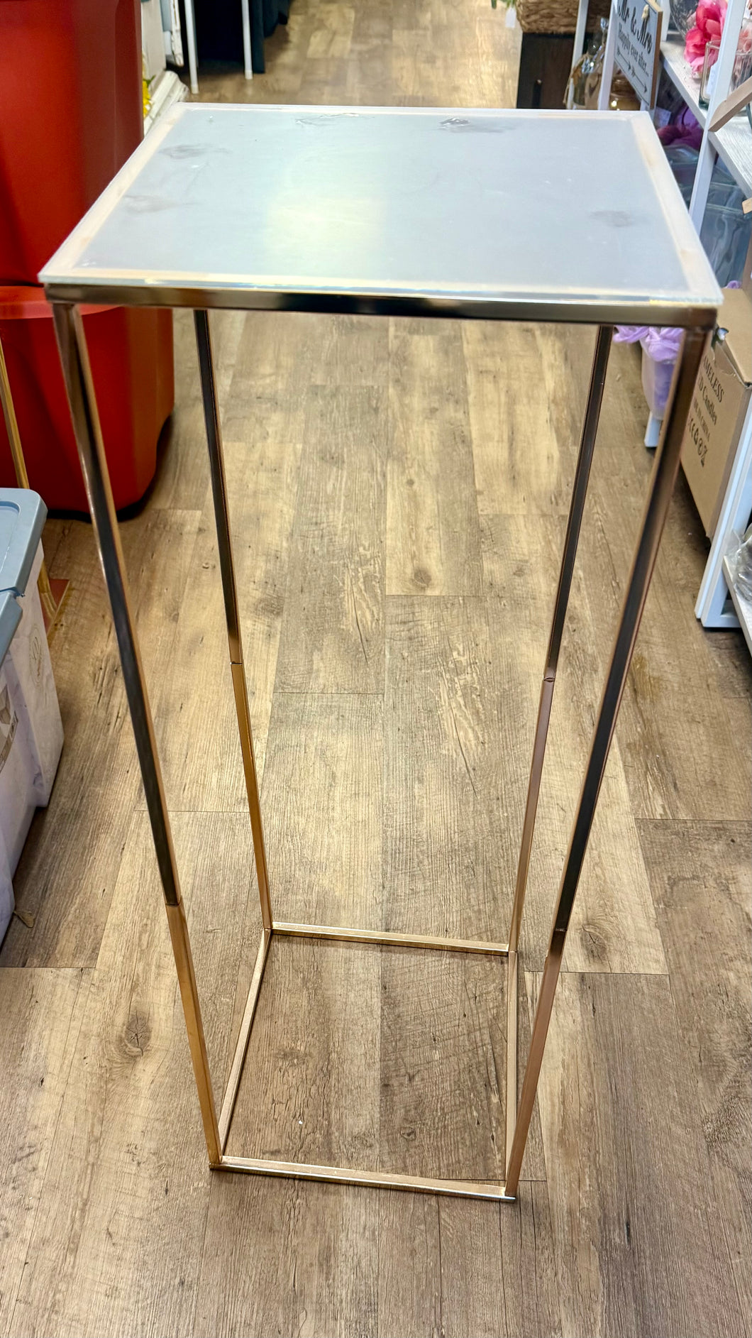 REES100-U Rose Gold Metal, Column Stand