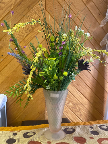 SMIT300-BB Wildflower Spring Bouquet