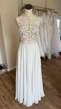 Load image into Gallery viewer, NESTOR-A Ivory Appliqué, Chiffon Gown with Pockets. Size 8P