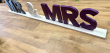 Load image into Gallery viewer, SMEG100-CH HUGE Mr &amp; Mrs Wood Sign