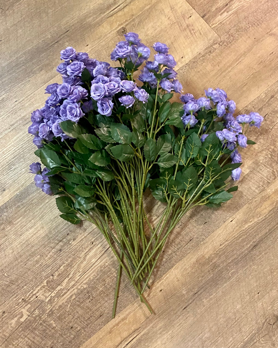 PLOW100-C Mini Lavender Roses