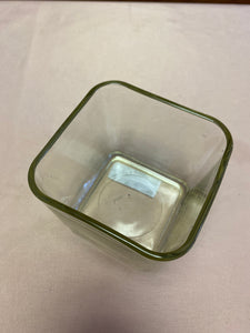 PLOW100-K Square Glass Vase