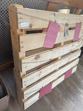 Load image into Gallery viewer, CHAR100-J Natural Wood Pallet