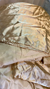 MCAN100-B 120” Round Gold, Satin Tablecloth