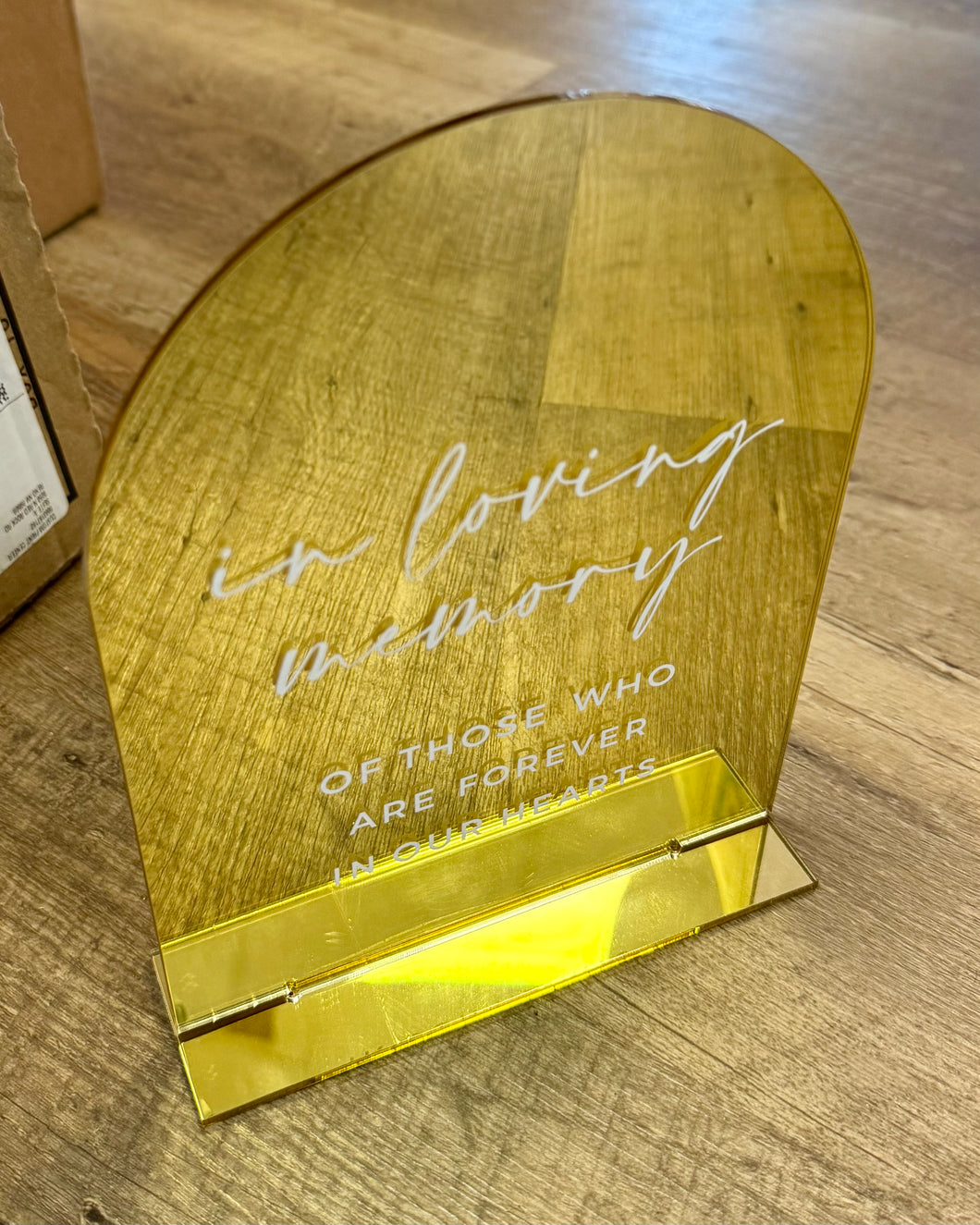 FLIC100-G Gold Mirrored “in loving memory” Sign