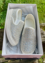 Load image into Gallery viewer, PROS100-N White Rhinestone Slip-On Sneakers. Size 5.5