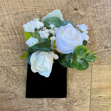 Load image into Gallery viewer, K&amp;K-AR Assorted Pocket Boutonnières