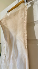 Load image into Gallery viewer, SHEFFIELD-A Creamy Ivory Strapless Silouette Gown. Size 6/8