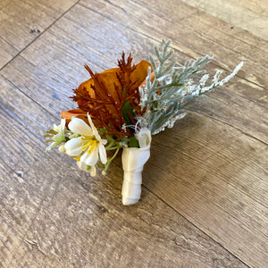 RUCK100-I Burnt Orange Boutonnière