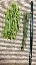 Load image into Gallery viewer, CUNN100-I Loose Wood Flower Heads (Undyed)