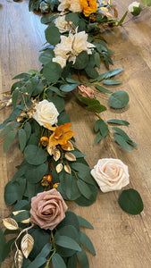 HIPP100-B Ivory/Mauve/Orange Garland