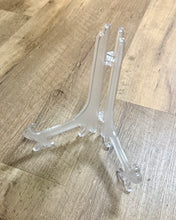 Load image into Gallery viewer, REES100-BW Clear Table Easel