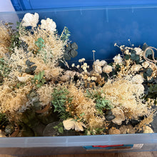 Load image into Gallery viewer, JUBAS-A Eucalyptus &amp; Dried Flower Centerpieces