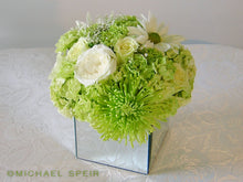 Load image into Gallery viewer, REES100-AQ Stackable Mirror Centerpieces