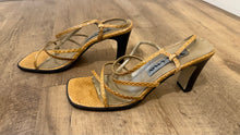 Load image into Gallery viewer, WILS300-I Camel/Tan Color Heels. Size 8M