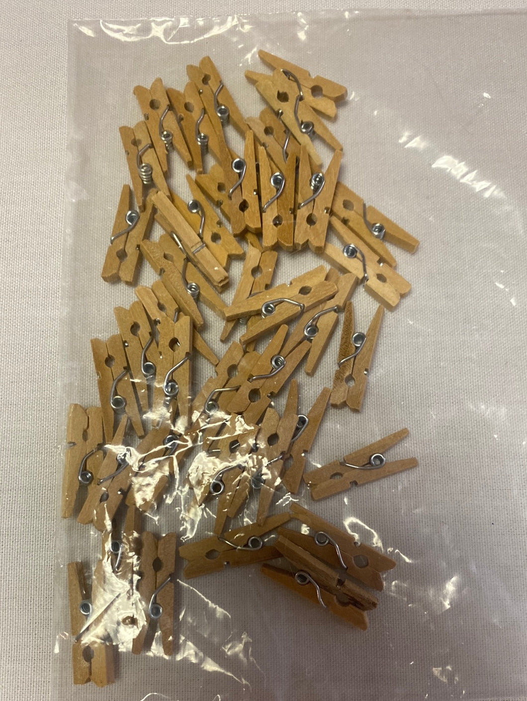 KIST100-L Mini Wood Clothespins