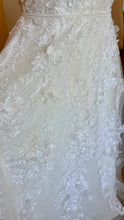 Load image into Gallery viewer, GASTON-D A-Line Sequins, Ivory Gown. Size 12