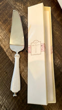 Load image into Gallery viewer, LYNN100-O Lenox Opal Cake Server