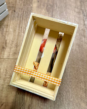 Load image into Gallery viewer, MCNE100-K Fall-Pumpkin Mini White Crate