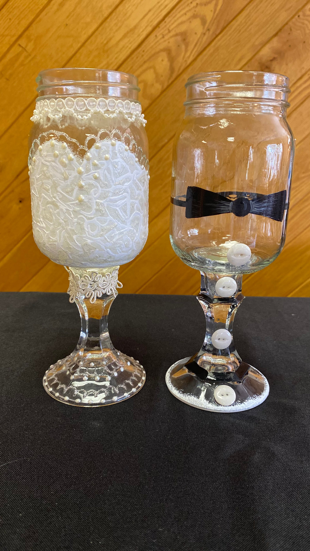 BEAN100-F Painted Bride & Groom Mason Jar Glasses