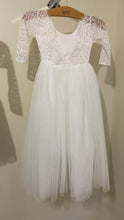 Load image into Gallery viewer, CROW100-B White Flower Girl Dress. Size 4